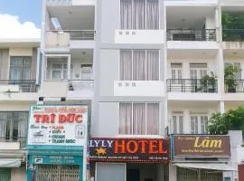 Ly Ly Hotel