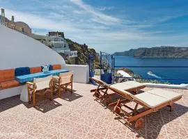 YANNIS and EFI CAVE HOUSE-SUNSET-