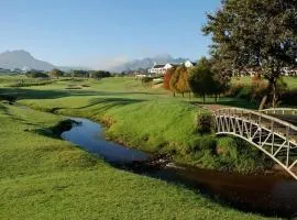 Winelands Golf Lodges 15