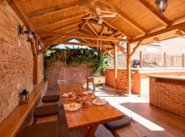 Holiday home with hot tub Daruvar, Bjelovarska - 17937