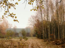 Dom na wsi u Kasi HAJNÓWKA BIAŁOWIEŻA NA WYŁĄCZNOŚĆ, hotel in Stare Berezowo