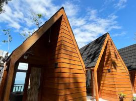 Mentari Ocean View Resort, hotel in Tamperan