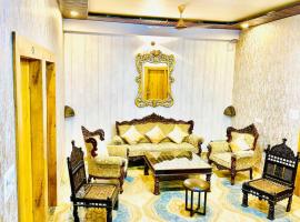 Sarvagya, hotel in Jāmb