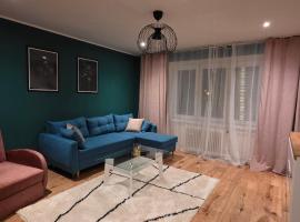 Kr&aacute;sny byt v &scaron;ir&scaron;om centre mesta KNM, rodinn&yacute; hotel v destinaci Kysuck&eacute; Nov&eacute; Mesto