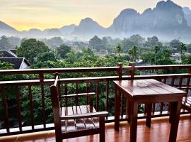 west water hostel, hotel in Vang Vieng