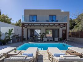 Villa Fotinou Heated Pool & Free Bikes awaits, hotel in Fotinós