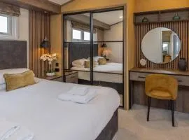 Sure Studio by Best Western Brackenborough Lakes & Resort