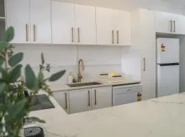 Seeside Cottage - See St Bargara