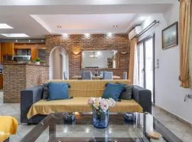 The Seagull - Quiet Retreat With Panoramic View