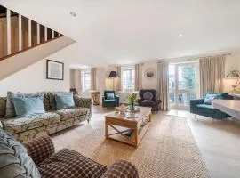 2 Railway Cottages