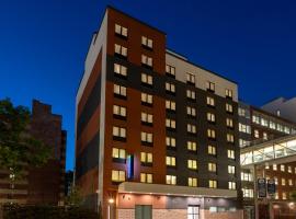Holiday Inn Express & Suites Bronx - Zoo Area by IHG, hotel em Bronx