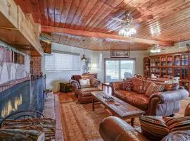 Wild Bill Retreat Treehouse Acre of Fun Near Grand Canyon Williams