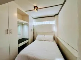 White Pearl at Strand