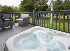 Hideaway Retreat with Hot Tub
