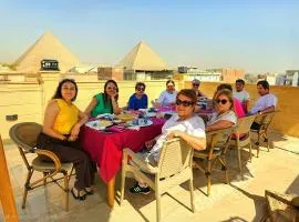 Pyramids & SphinX Grand Hotel