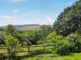 Thatched Cottage - Uk50261, ξενοδοχείο σε Llandeilo