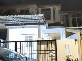 BB Senawang Homestay