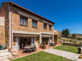 Casas Rurales La Niña A, Ferienunterkunft in Villacorza