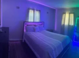 Cozy Winter Retreat in Durham- Perfect for Two