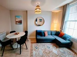 Victoria's Bright Georgian Apartment