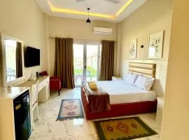 Royal Nile Suites - Luxury Nile View 1