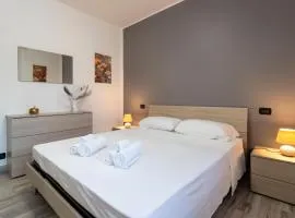 Garden View Novara - Near Hospital - Free Wifi