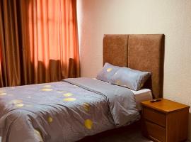 AShostEcuador, Quito, rooms & suits, Quito cerca parque La Carolina, hotel in Quito