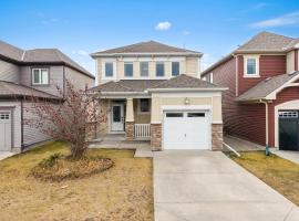 Single 3 Bedroom Full Private House, hotel ad Airdrie