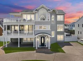 5BR Pool Hot Tub Cabana Elevator and Game Room