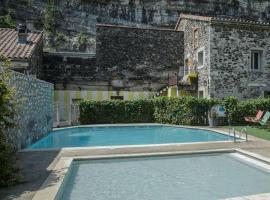 Oh! Campings - Medrose Camping Ardèche, Hotel in Saint-Thomé