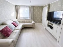 Boutique charming Double Room Detached House Salford