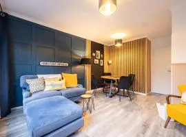 Bright 1-Bed Home with Garden Near Braid Hills Golf Course