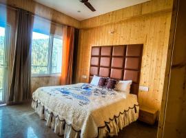 Oak sunlight Restaurant & Provides Famous Gadwali food, hotel in Mussoorie