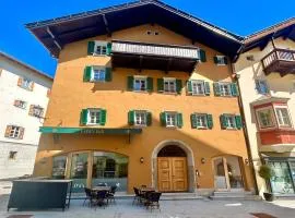 Löw Chalet Suite 3 in the heart of Kitzbühel by 360 Estates