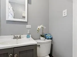 Serenity Home Free Parking & Wine