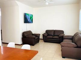 Modern House, Panoramic View, Super Well Located, ξενοδοχείο σε Ramos Arizpe