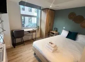 Studio Flat Close to Queen Square - Flat 3A