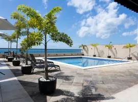 Studio-Apartment Center Pool Free Parking