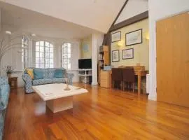 The Cardiff Central Pad – Stylish 2-Bed Apartment