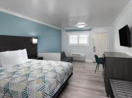 Red Lion Inn & Suites Lemoore