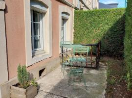 Charmant studio centre ville de Pont-Audemer, hotel a Pont-Audemer