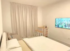 Kuro Elegant Living by Shiro Elegant Holiday Homes