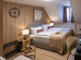 Gästehaus zum roten Hahn, hotel v destinaci Lüneburg