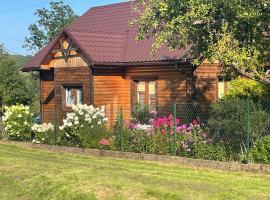 Agroturystka Dom w Owocowym Sadzie, hotel v destinaci Nowosielce Kozickie