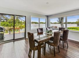 Month to Month and Seasonal Luxury Lakefront 5 bed 5 5 bath Estate Home, hotel in Ingleside