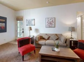 LV110 Secluded Downstairs 1 Bedroom Legacy Villa