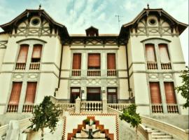 Villa Manolita, hotel in Fuensanta