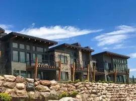 Luxury Ridge Townhome Stunning Eden Valley Views