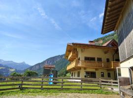 Ferienwohnung Schmölzerhof, hotel v destinaci Vals