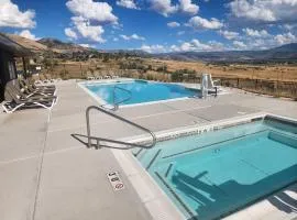 Luxury Ridge Townhome Stunning Eden Valley Views